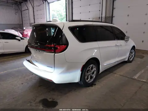 2022 Chrysler Pacifica Limited VIN 2C4RC1GG6NR122091 фото 4