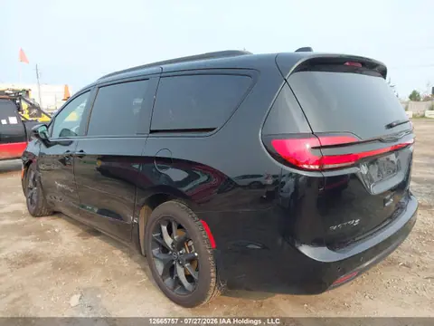 2025 Chrysler Pacifica Limited VIN 2C4RC1GG0SR608732 фото 3
