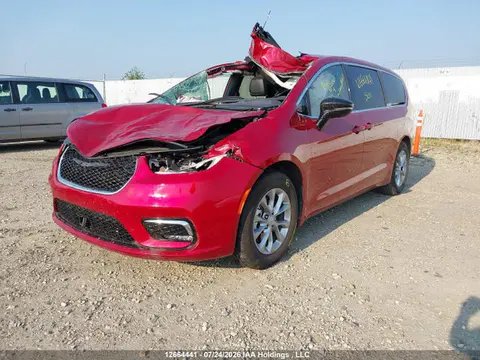 2026 Chrysler Pacifica Limited VIN 2C4RC1GG7TR264253 фото 2