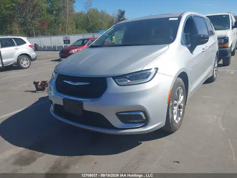 2026 Chrysler Pacifica Limited VIN 2C4RC1GG5TR264381 фото 2