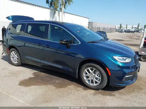 2C4RC1BG4SR560420 — 2025 Chrysler Pacifica Select, Задняя часть (Rear), фото до ремонта