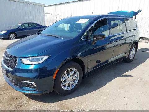 2025 Chrysler Pacifica Select VIN 2C4RC1BG4SR560420 фото 2