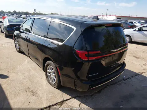 2026 Chrysler Pacifica Select VIN 2C4RC1BG5TR185235 фото 3