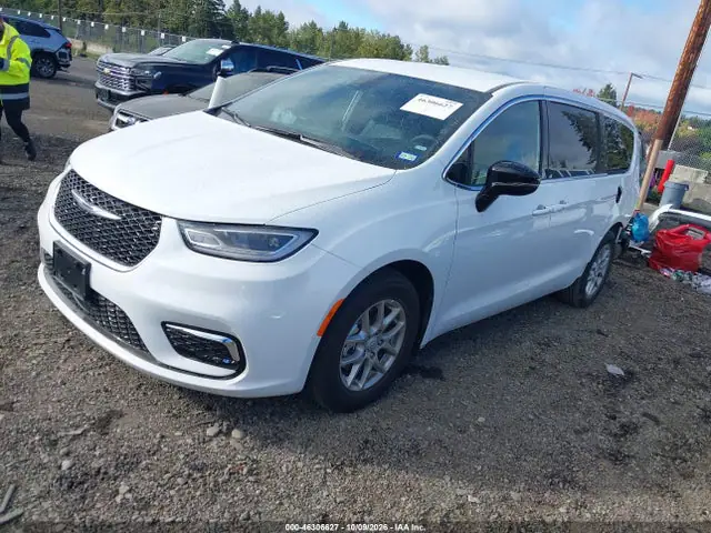 2C4RC1BG8TR283594 — 2026 Chrysler Pacifica Select, фото 2 с аукциона IAAI 14.10.2026, Задняя часть слева