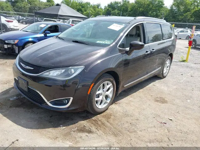 2017 Chrysler Pacifica Touring-l Plus VIN 2C4RC1EG1HR743567 фото 2