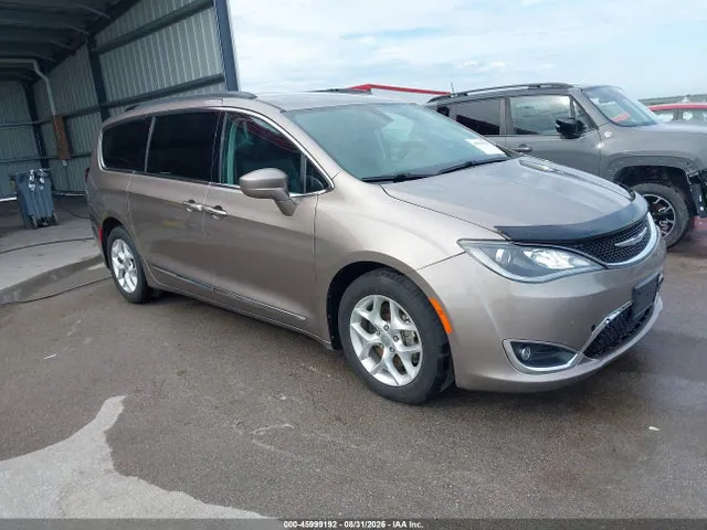 2017 Chrysler Pacifica Touring-l VIN 2C4RC1BG6HR756738 фото 1