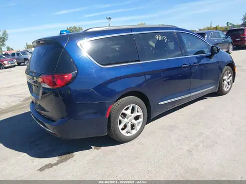 2017 Chrysler Pacifica Touring-l VIN 2C4RC1BG3HR809489 фото 4