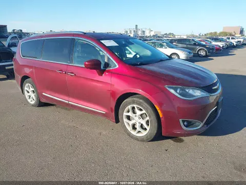 2C4RC1BG5JR166827 — 2018 Chrysler Pacifica Touring L, Естественный износ (Normal Wear & Tear), фото до ремонта
