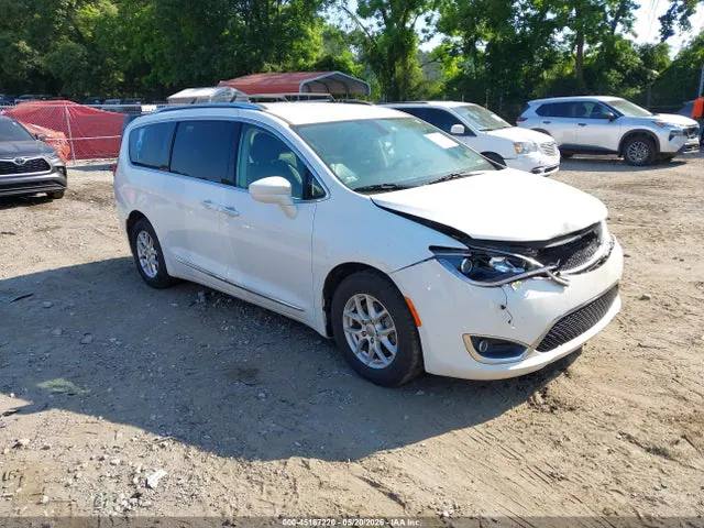 2020 Chrysler Pacifica Touring L VIN 2C4RC1BG5LR114326 фото 1