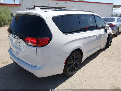 2020 Chrysler Pacifica Touring L VIN 2C4RC1BG8LR273311 фото 4