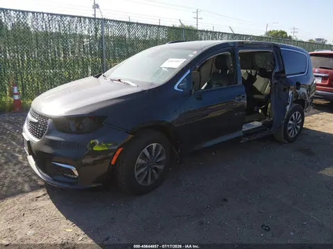 2021 Chrysler Pacifica Touring L VIN 2C4RC1BG6MR534811 фото 2