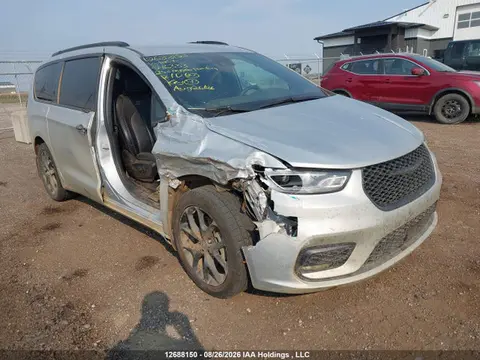 2C4RC3BG1PR546333 — 2023 Chrysler Pacifica Touring L, Правый бок (Right Side), фото до ремонта