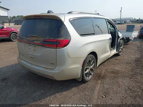 2023 Chrysler Pacifica Touring L VIN 2C4RC3BG1PR546333 фото 4