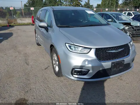 2C4RC1BG8PR620657 — 2023 Chrysler Pacifica Touring L, Правый бок (Right Side), фото до ремонта