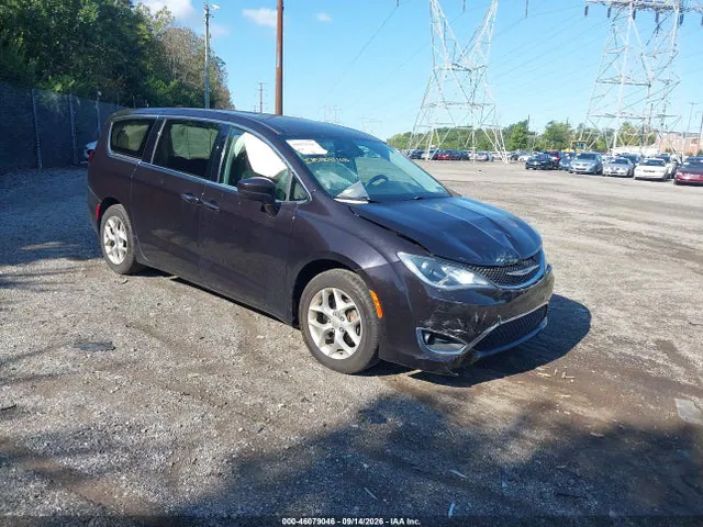 2019 Chrysler Pacifica Touring Plus VIN 2C4RC1FG8KR531948 фото 1
