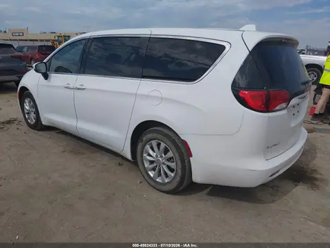 2017 Chrysler Pacifica Touring VIN 2C4RC1DG1HR667687 фото 3