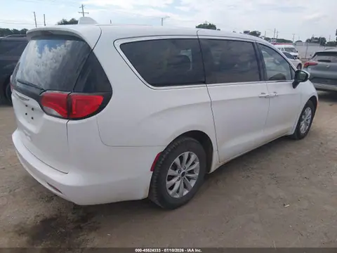 2017 Chrysler Pacifica Touring VIN 2C4RC1DG1HR667687 фото 4
