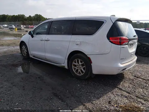 2017 Chrysler Pacifica Touring VIN 2C4RC1DG1HR588763 фото 3