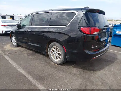 2020 Chrysler Pacifica Touring VIN 2C4RC1FG2LR124189 фото 3