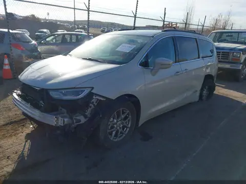 2021 Chrysler Pacifica Touring VIN 2C4RC1FG5MR514947 фото 2