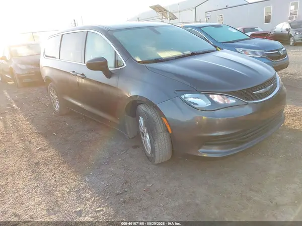 2C4RC1CG1HR657386 — 2017 Chrysler Pacifica, Задняя часть (Rear), фото до ремонта
