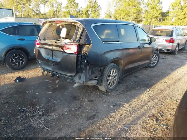 2C4RC1CG1HR657386 — 2017 Chrysler Pacifica, фото 4 с аукциона IAAI 08.10.2026, Задняя часть