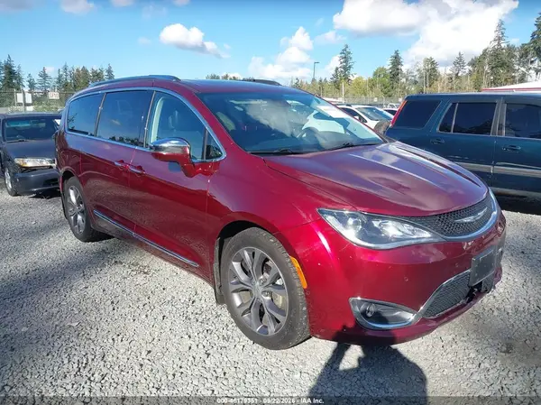 2C4RC1GG7HR777929 — 2017 Chrysler Pacifica, Передняя часть (Front End), фото до ремонта