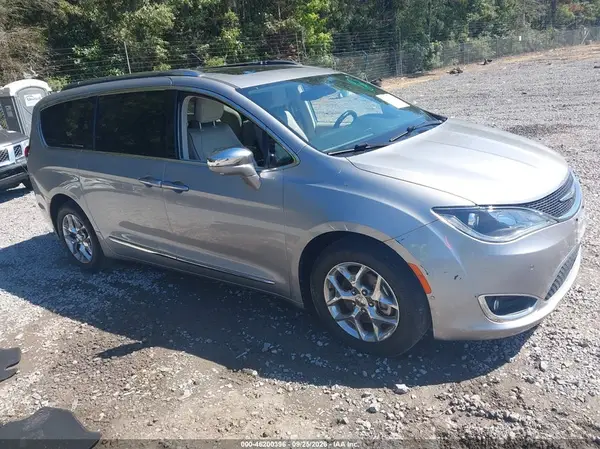 2C4RC1GGXHR620184 — 2017 Chrysler Pacifica, Левый бок (Left Side), фото до ремонта