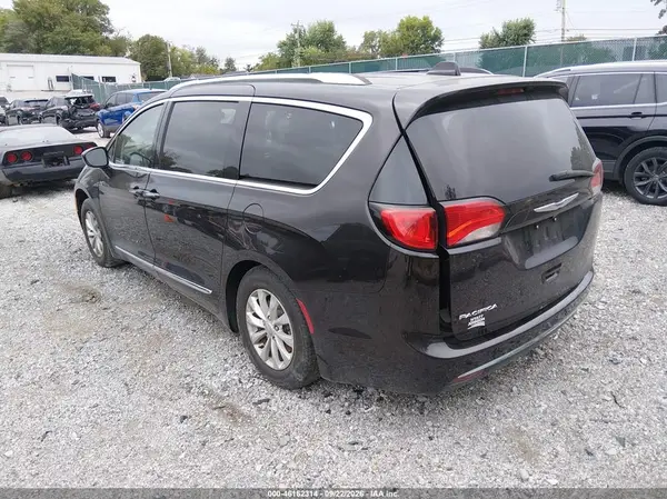2C4RC1BGXJR309528 — 2018 Chrysler Pacifica, фото 3 с аукциона IAAI, Изъят кредитором
