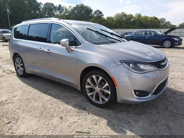 2C4RC1GG6JR226283 — 2018 Chrysler Pacifica, Естественный износ (Normal Wear & Tear), фото до ремонта