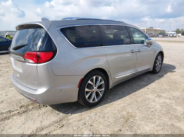 2C4RC1GG6JR226283 — 2018 Chrysler Pacifica, фото 4 с аукциона IAAI 01.10.2026, Естественный износ