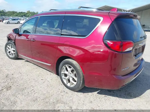 2C4RC1BG3JR171914 — 2018 Chrysler Pacifica, фото 3 с аукциона IAAI, Передняя часть слева