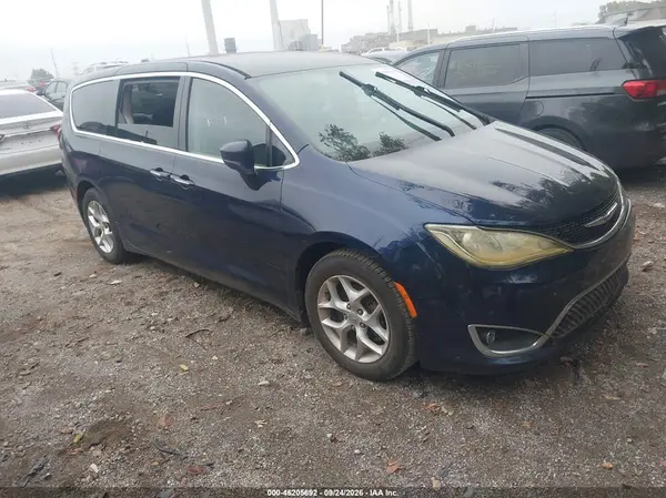 2C4RC1FG9JR128334 — 2018 Chrysler Pacifica, Подтопление (Flood), фото до ремонта