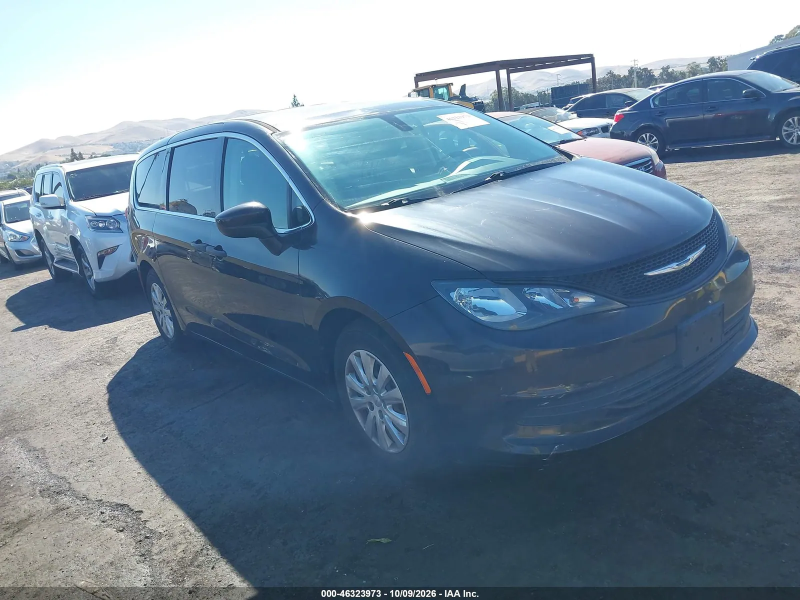 2018 Chrysler Pacifica L VIN 2C4RC1AG8JR122192 фото 2