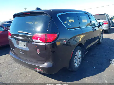 2018 Chrysler Pacifica L VIN 2C4RC1AG8JR122192 фото 5