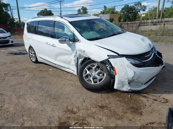 2C4RC1GG9KR666936 — 2019 Chrysler Pacifica, Передняя часть (Front End), фото до ремонта
