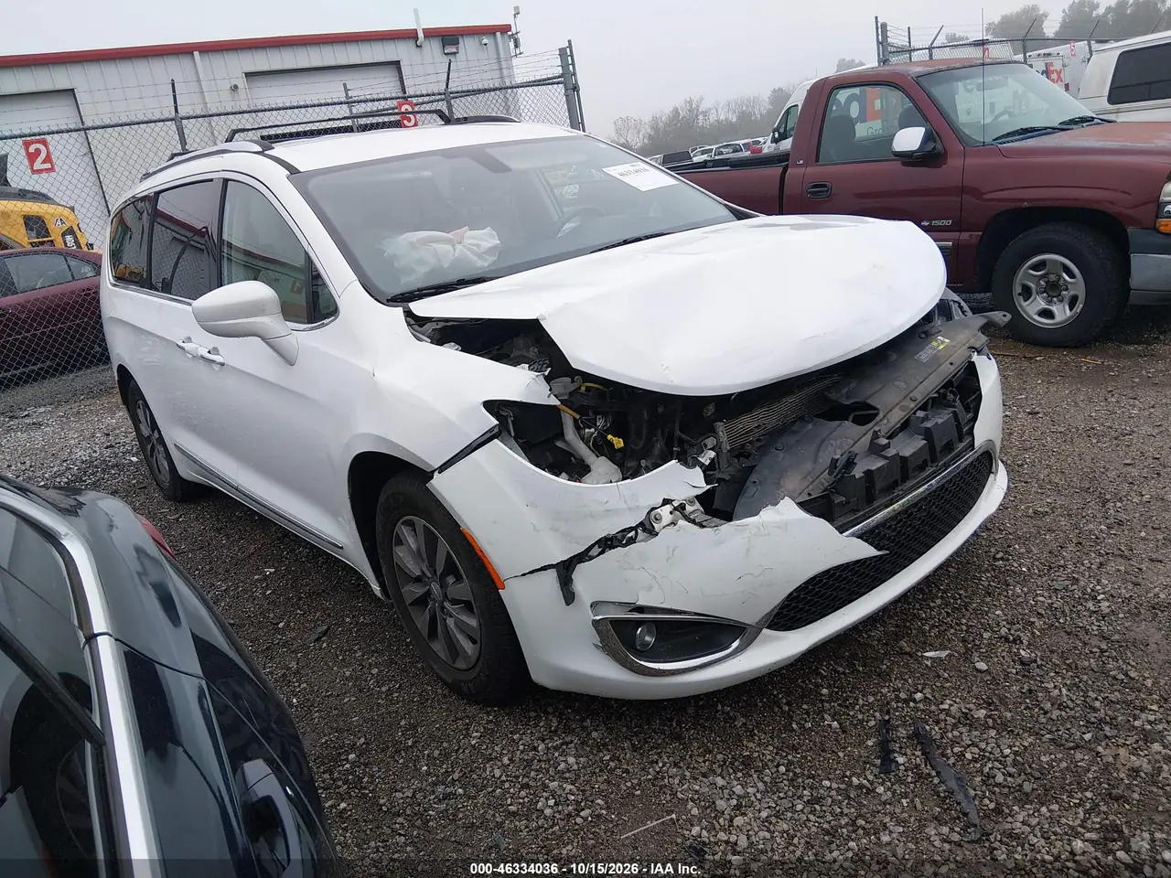 2C4RC1EG6KR675452 Chrysler Pacifica 2019 — повреждение Передняя часть, фото до ремонта