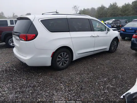 2C4RC1EG6KR675452 — 2019 Chrysler Pacifica, фото 4 с аукциона IAAI, Передняя часть