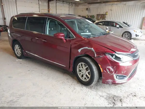 2C4RC1BG3LR182799 — 2020 Chrysler Pacifica, Передняя часть (Front End), фото до ремонта