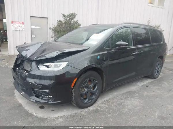 2C4RC1S7XMR586541 — 2021 Chrysler Pacifica, фото 2 с аукциона IAAI 14.10.2026, Естественный износ