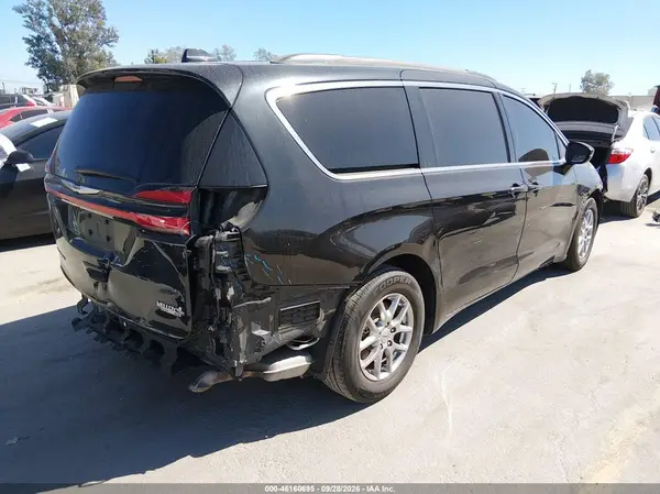 2C4RC1FG2MR501010 — 2021 Chrysler Pacifica, фото 4 с аукциона IAAI, Передняя часть
