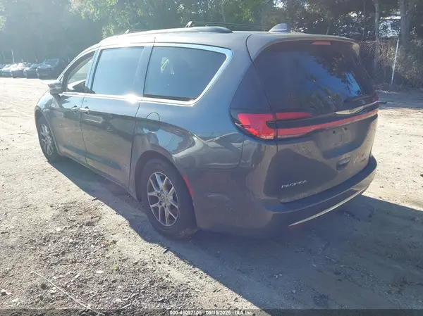 2C4RC1BG2NR178780 — 2022 Chrysler Pacifica, фото 3 с аукциона IAAI 13.10.2026, Правый бок