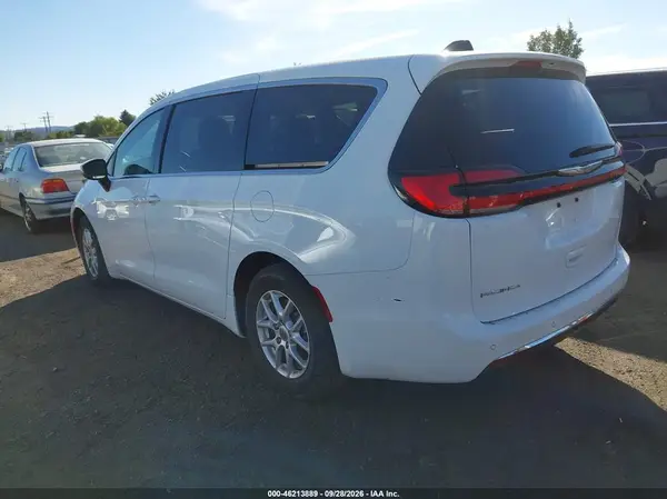2C4RC1BG5PR567416 — 2023 Chrysler Pacifica, фото 3 с аукциона IAAI 02.10.2026, Задняя часть слева