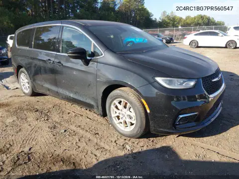 2C4RC1BG7PR560547 — 2023 Chrysler Pacifica, Передняя часть, фото до ремонта