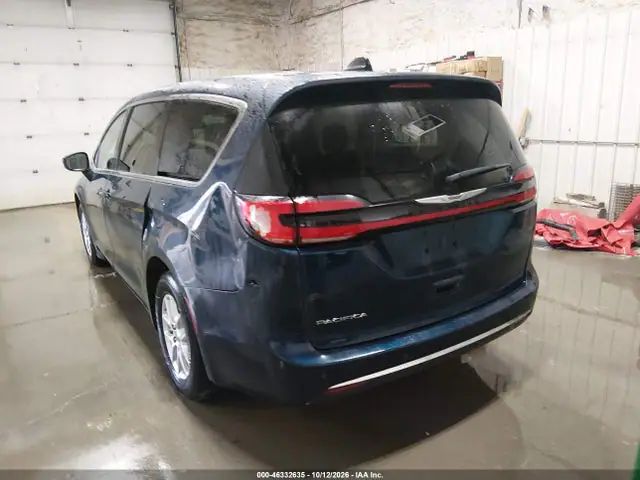 2C4RC1BGXPR567427 — 2023 Chrysler Pacifica, фото 3 с аукциона IAAI 14.10.2026, Естественный износ