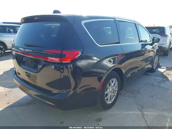 2C4RC1BG7RR101876 — 2024 Chrysler Pacifica, фото 4 с аукциона IAAI 28.09.2026, Передняя часть