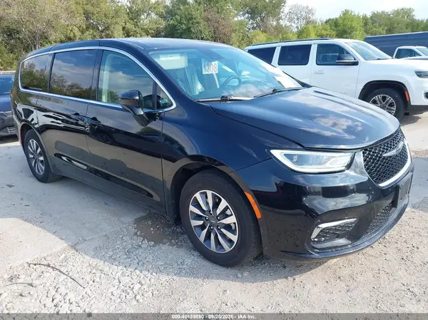 2C4RC1S73RR185307 — 2024 Chrysler Pacifica, Механические повреждения (Mechanical), фото до ремонта