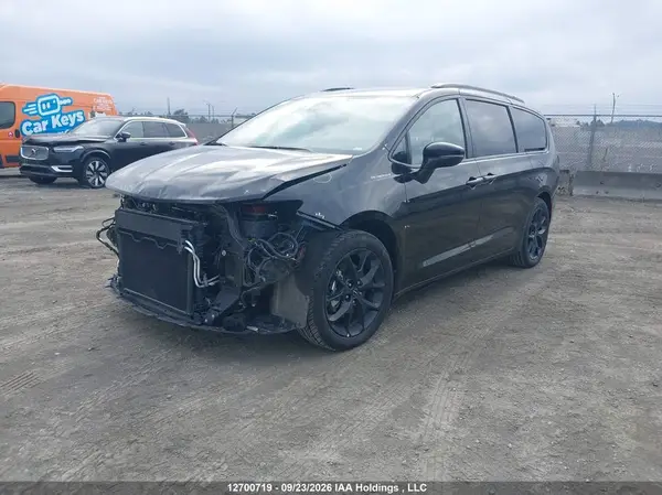 2C4RC1GG1SR570718 — 2025 Chrysler Pacifica, фото 2 с аукциона IAAI 29.09.2026, Передняя часть