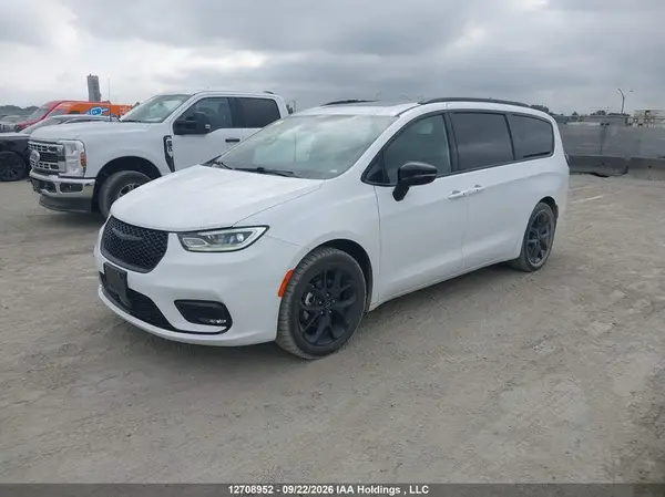 2C4RC1GG0SR582021 — 2025 Chrysler Pacifica, фото 2 с аукциона IAAI 29.09.2026, Передняя часть
