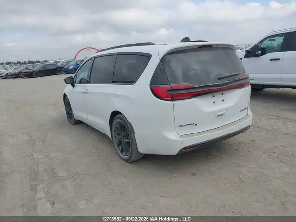 2C4RC1GG0SR582021 — 2025 Chrysler Pacifica, фото 3 с аукциона IAAI 29.09.2026, Передняя часть